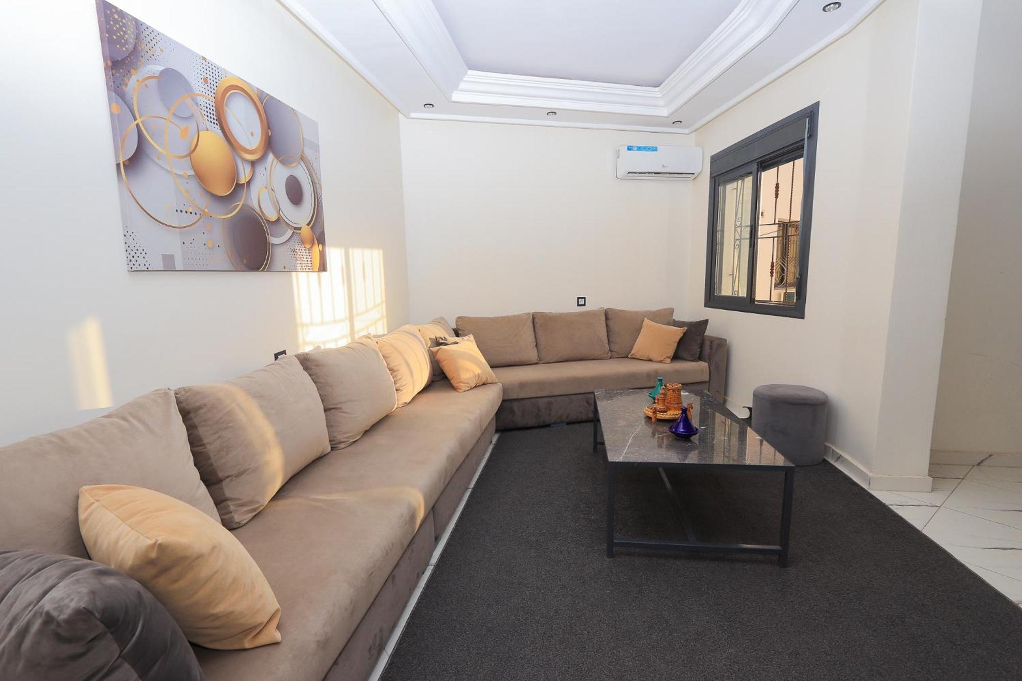 Apartamento Duplex Familial 3 Au Coeur De La Corniche De *